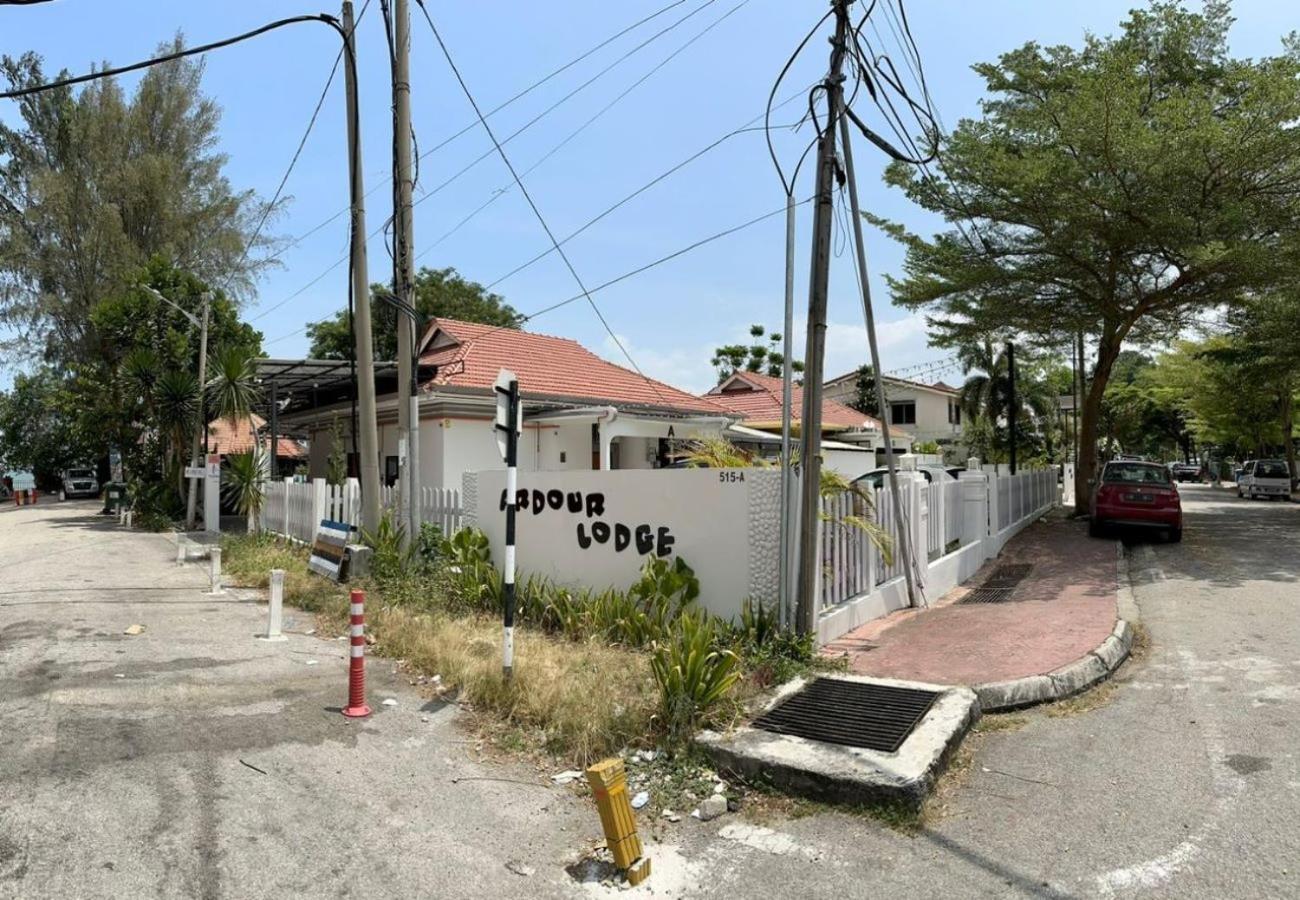 Ardour Lodge "A" Wing Tanjung Bungah  Buitenkant foto